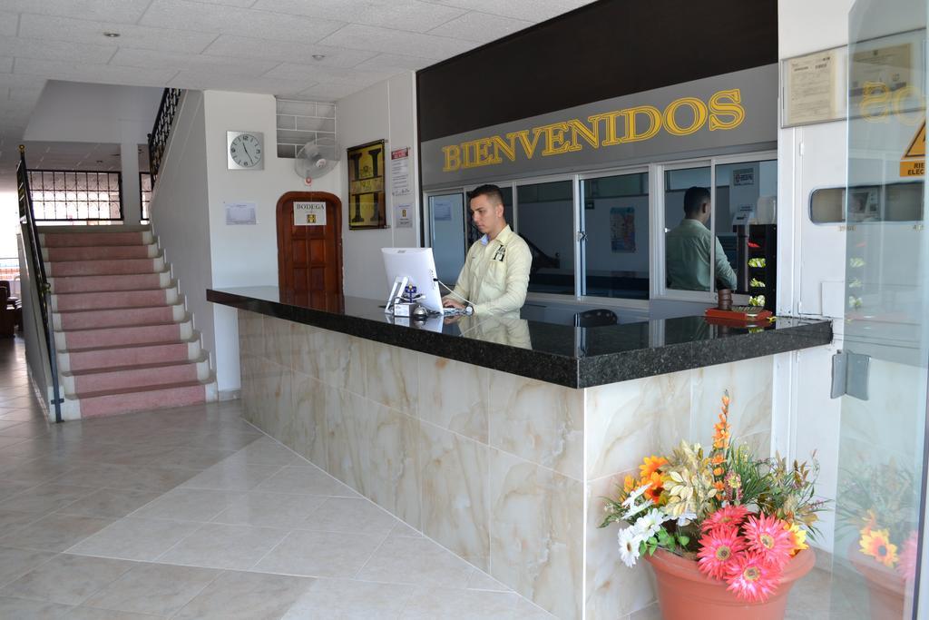 Hotel Calle Real - Inn Агуачика Экстерьер фото